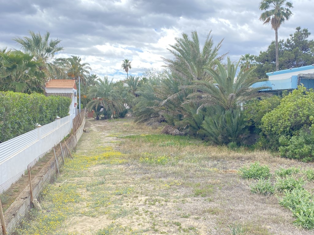 Salg af villa på første linje af Las Marinas